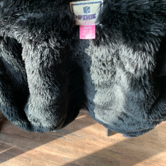 Victoria Secret (pink) Size S GreenBay Packer sequins hoodie. - Picture 4 of 5